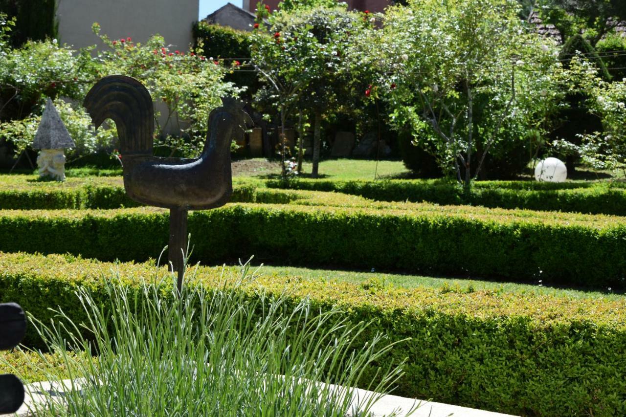 L'Intemporelle B&B Le Buisson-de-Cadouin Bagian luar foto