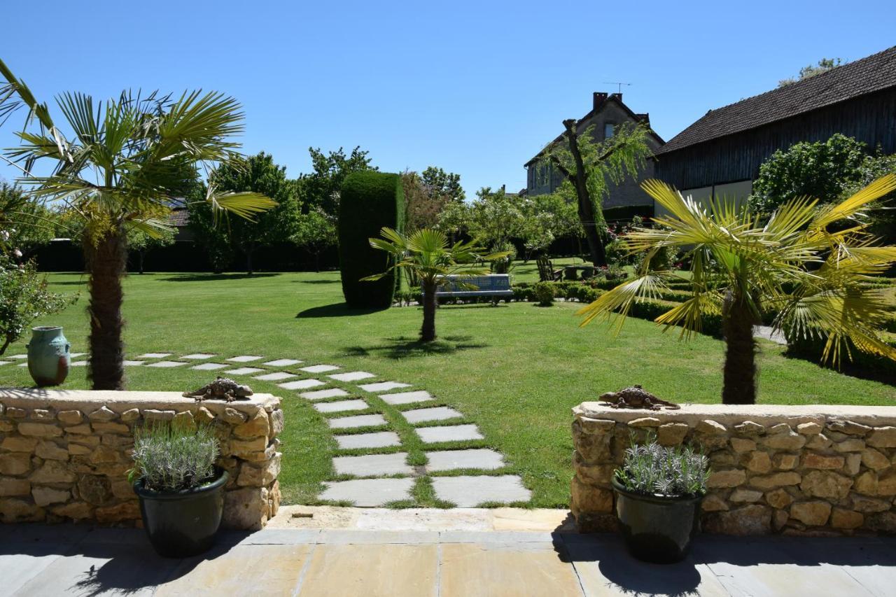 L'Intemporelle B&B Le Buisson-de-Cadouin Bagian luar foto